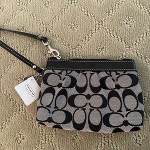 NWT Coach Pleated Gray and Black Wristlet